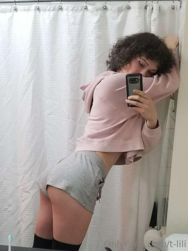 Think my shorts are too short now 👀
