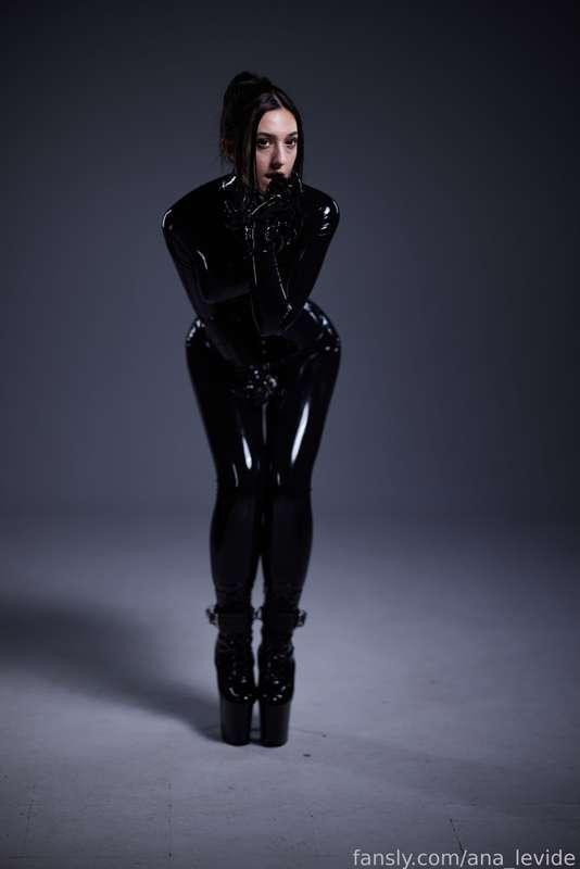 ana_levide image #231