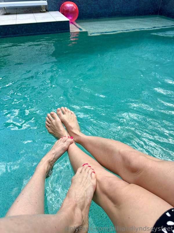 Wknd fun 💦 ☀️ 🦶🏻 