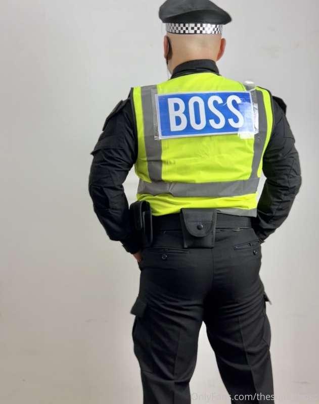 thesuitedboss image #1