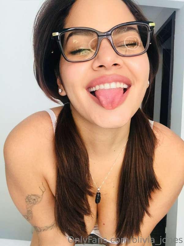 Im dying to videocall rn 😜 I wanna cum with u 🥵💦💦