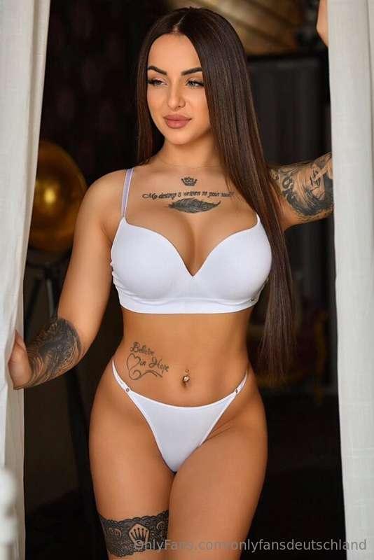 @viktoria.vonfalkensteinNicht jeder kann mit einer Frau wie ..