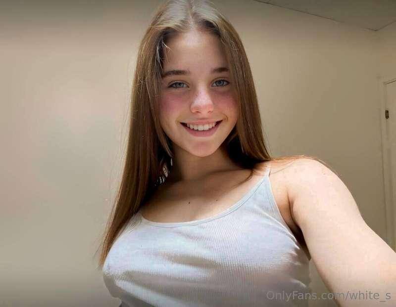 🔥𝐅𝐑𝐄𝐄🔥𝐅𝐑𝐄𝐄🔥𝐅𝐑𝐄𝐄🔥 This innocent cutie @leylashy loves to ride..