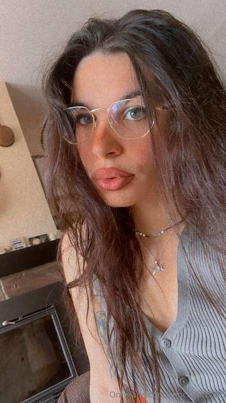 🇪🇸Disponible para sexting 💋💗 🇺🇸Available for sexting 😏🙈