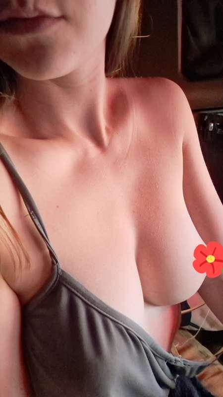 Oops? 🤭🤣  I'm going live Sunday at about 1pm EST! I hope you..