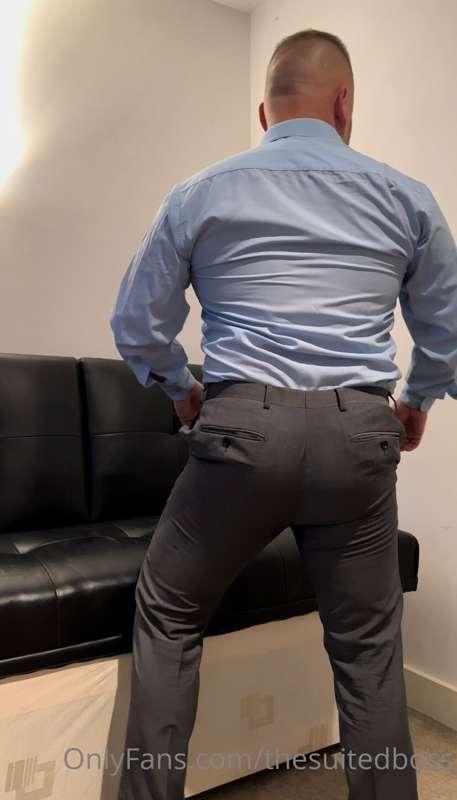 thesuitedboss image #2