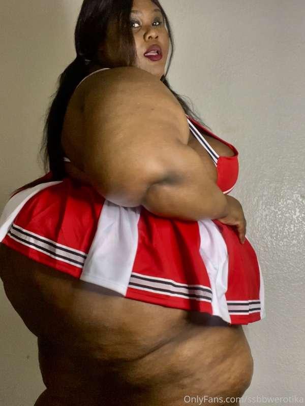 But I’m a fat cheerleader 😏