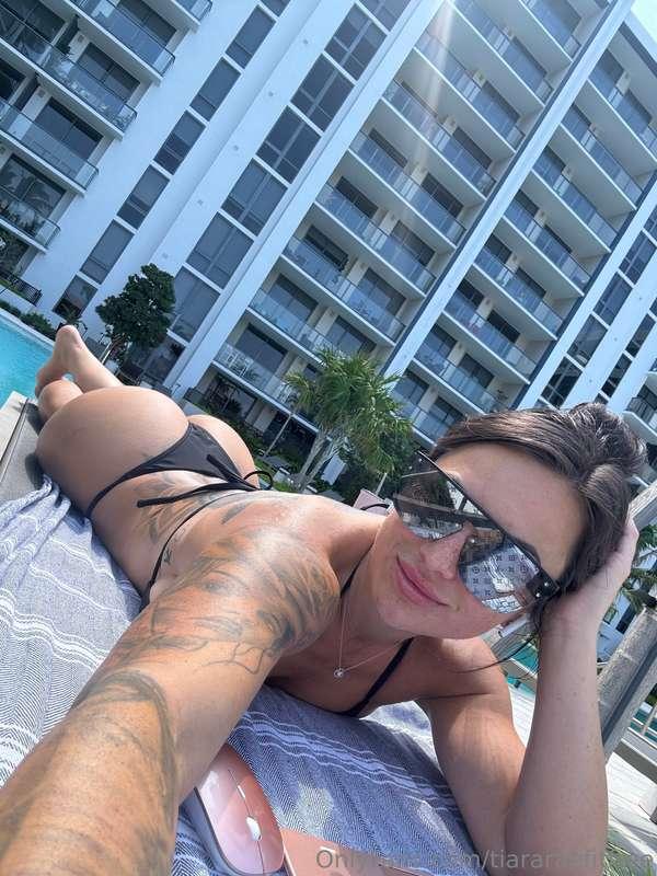 Enjoying the sun on my skin🔥 What are you up to??