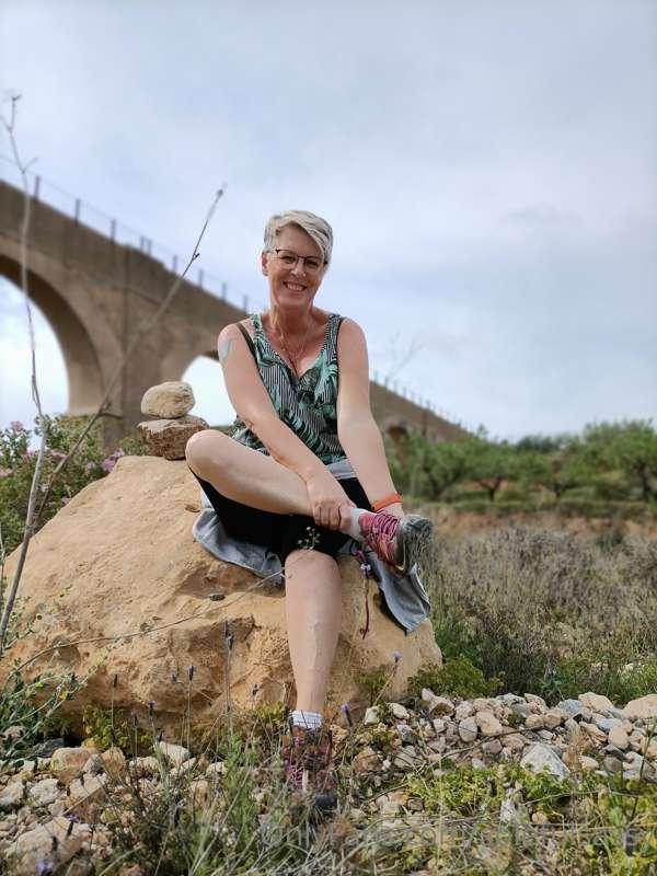 A day hiking results in some very sweaty feet!🧡 Thought I'd ..