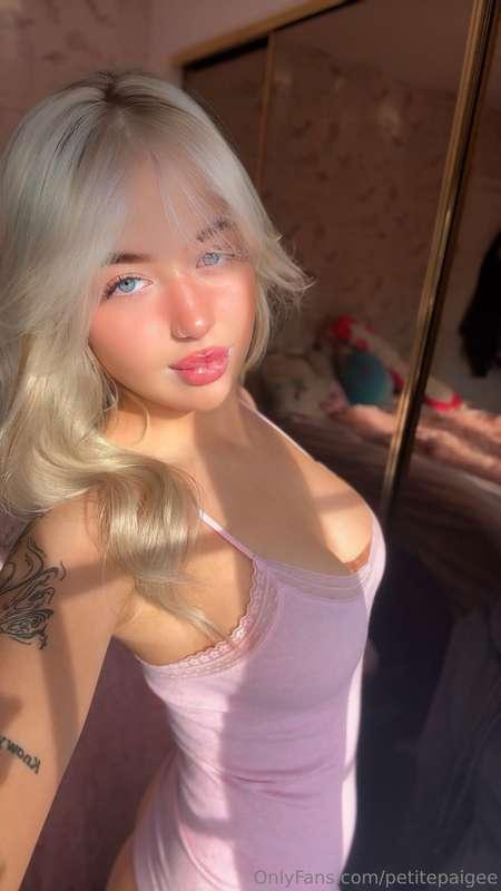 your girl’s been behaving (mostly)… miss me yet? 🥺💞