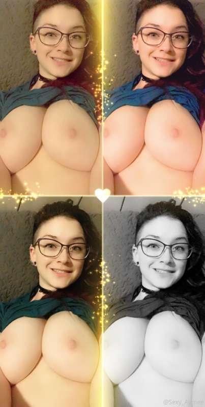 [PHOTO] last boob photo! Going to bed! <3