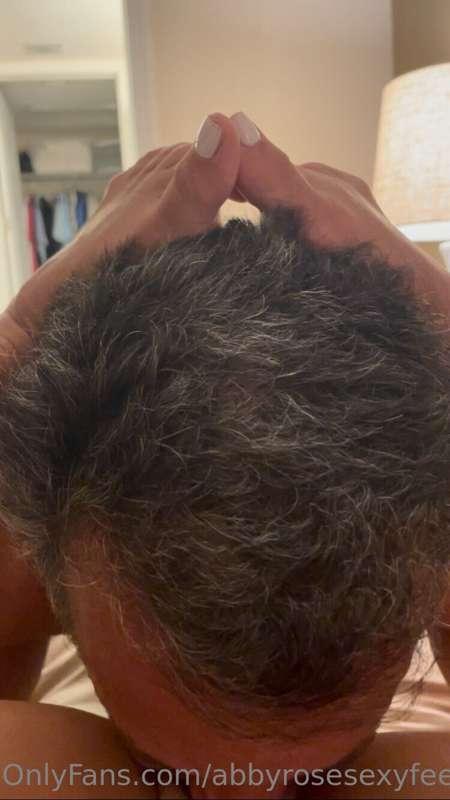 Love wrapping my feet around his head! 💦💦