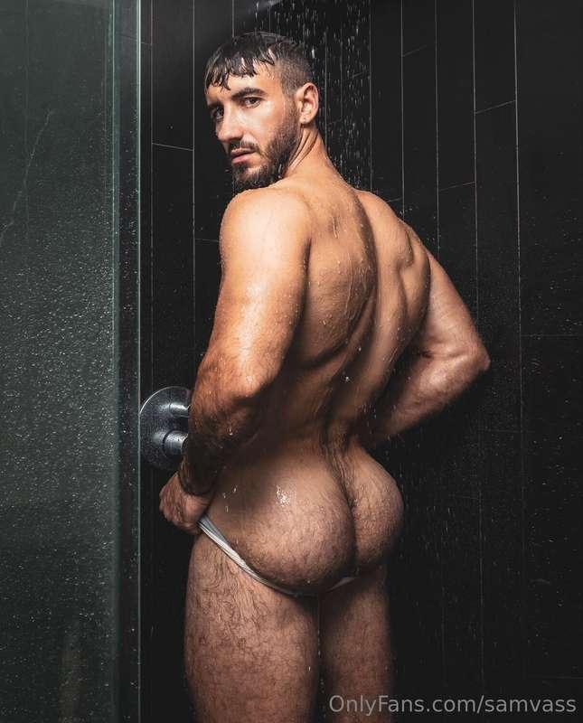 Don’t just stand there!! 📸 @pjamnicky 