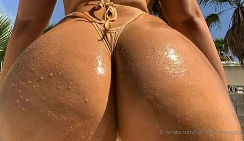 Juicy - wet - bouncy 👅