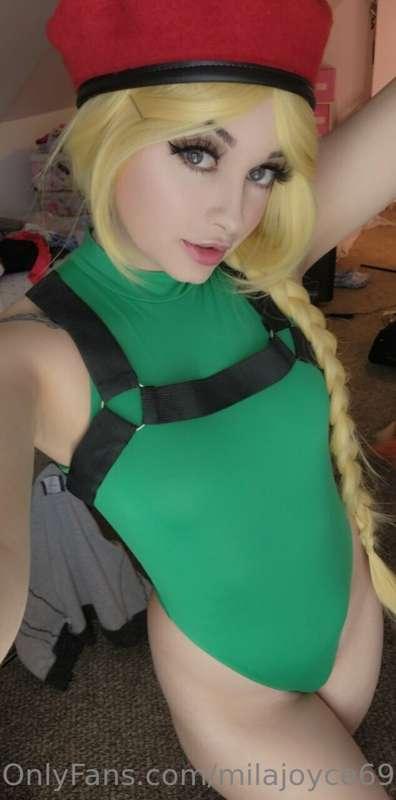 Did you check out my new naughty vids in this cosplay yet?
H..