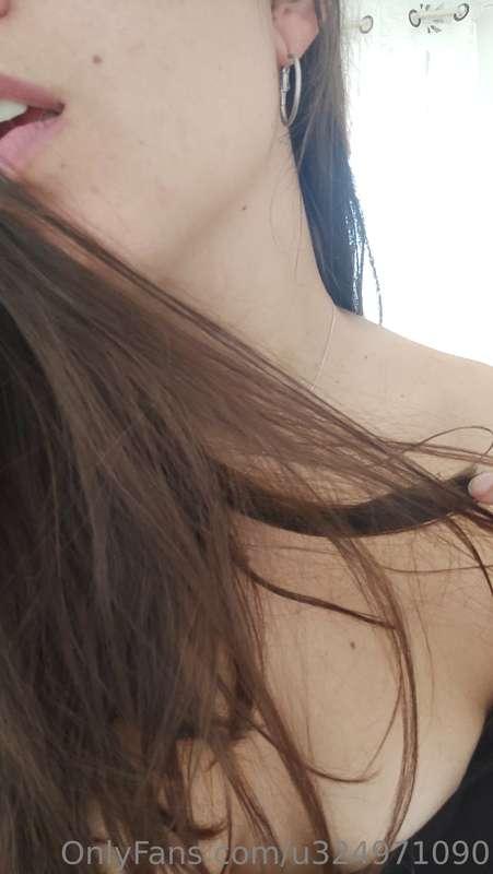 Who likes my neck? 😍