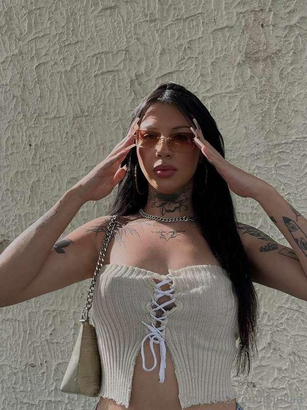 Would you take me on a date? 😏