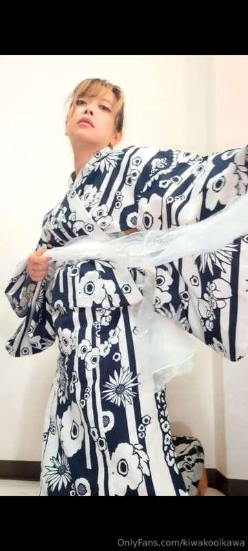 Drinks & Enemas Belly Inflation in Yukata👘🤰