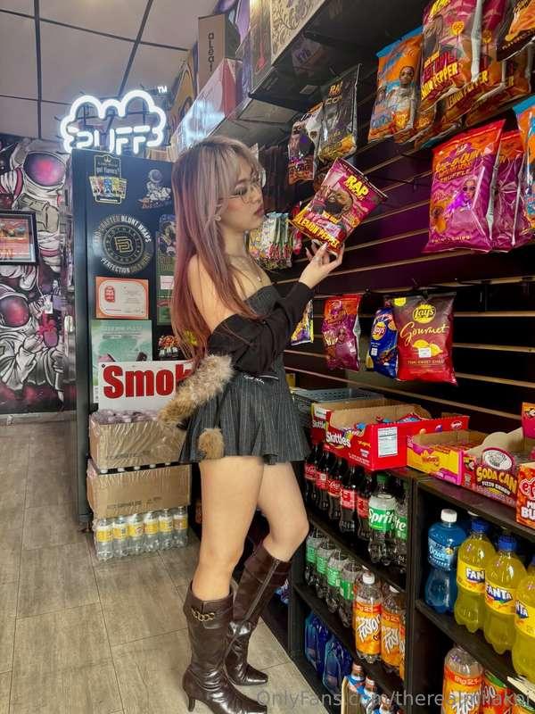 Shopping for Snacks