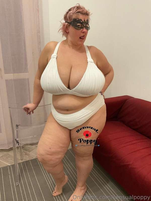 swimsuit test… set 4 of 4