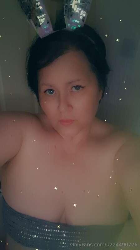 Who wants me to be there lil Easter bunny baby? Xx