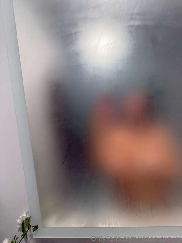 wanna see my new video 🤍