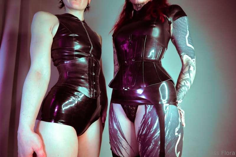 My next set of photos with @xioxander. Wouldn't you love to ..