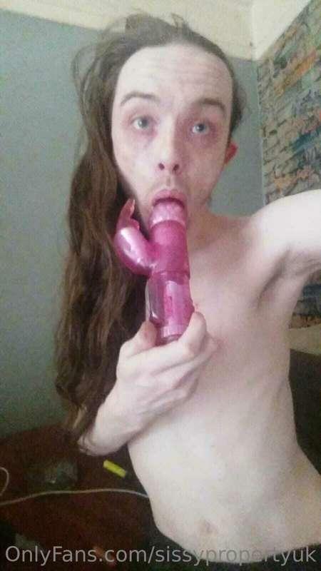 Let’s start posting some regular sissy porn again shall we ?..