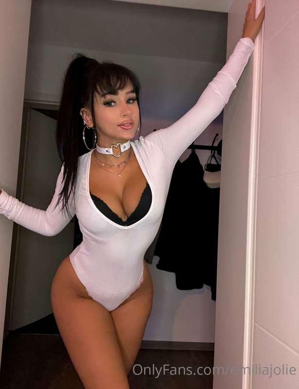 do you like my curves? be honest with me