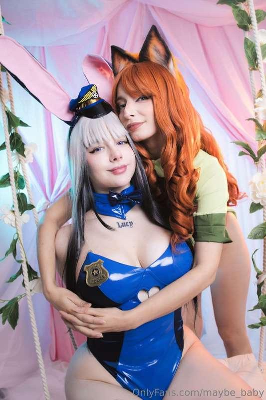 💫 Queen of sexy cosplays @cosplayerkaori found a friend to m..