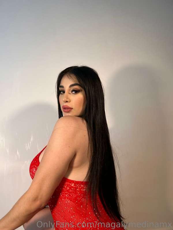 Me encanta el rojo 🥵💋 mas fotos en 👇🏻😈
https://onlyfans.com/..