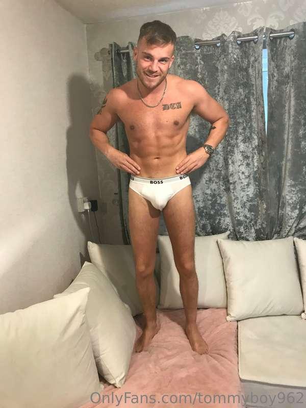 Pits 😈 would you come see me to see my pits? 😈💦