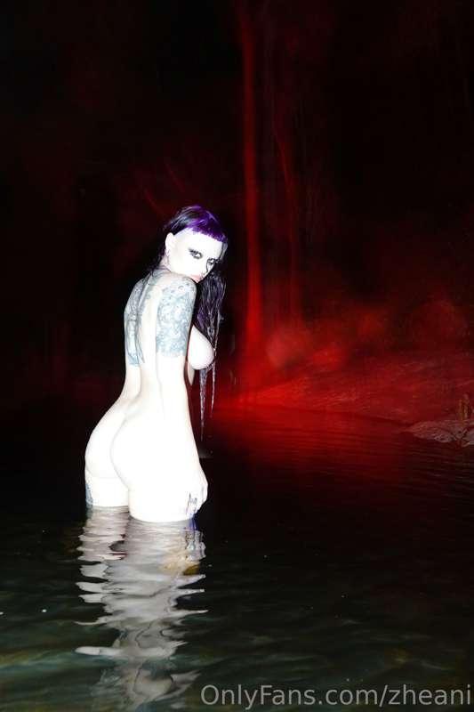 zheani image #1