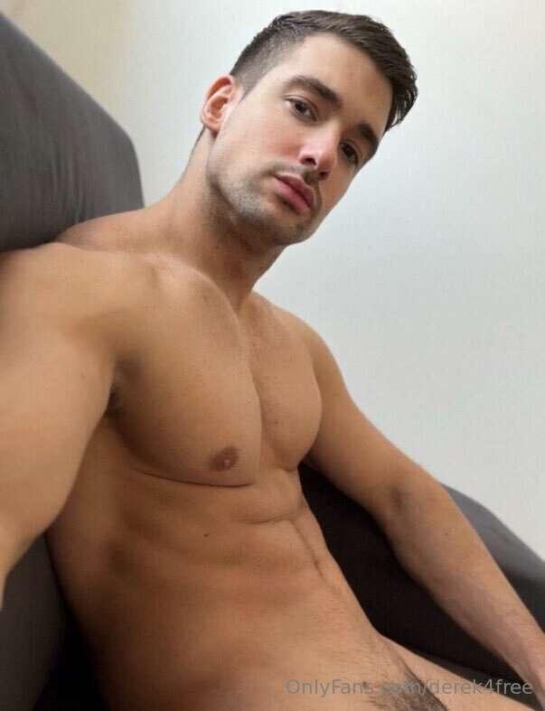 derek4free image #2
