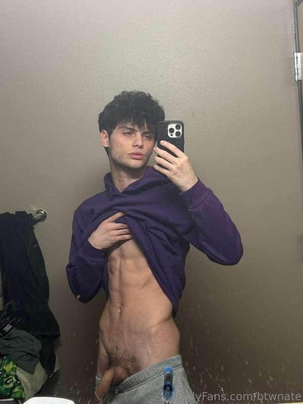 You like seeing my full blown fucking cock for free? well yo..
