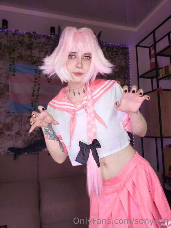 My post in pink got so many likes... Now I'm ready to share ..