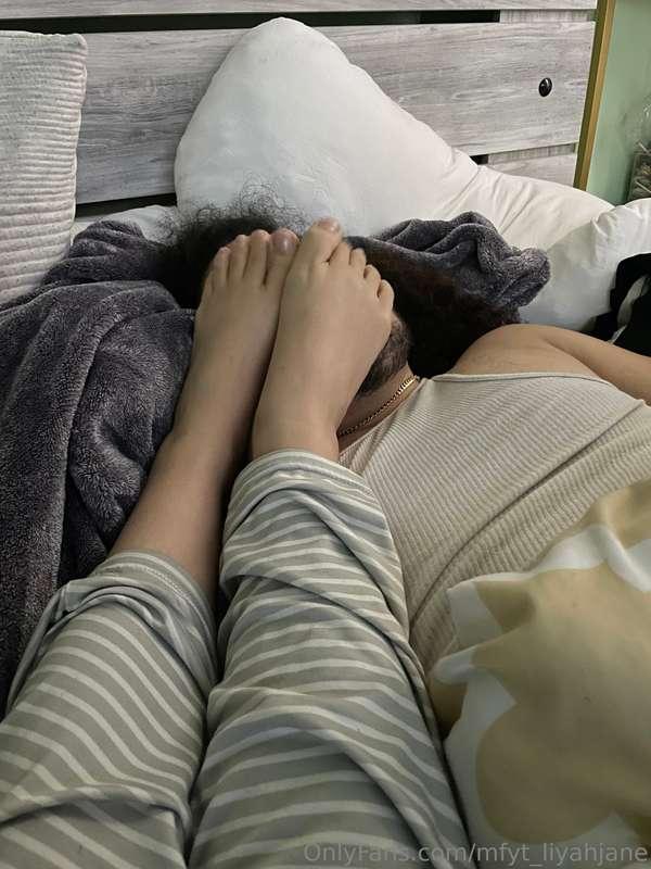 Mornings with me are a blessing if your a footboy & also my ..