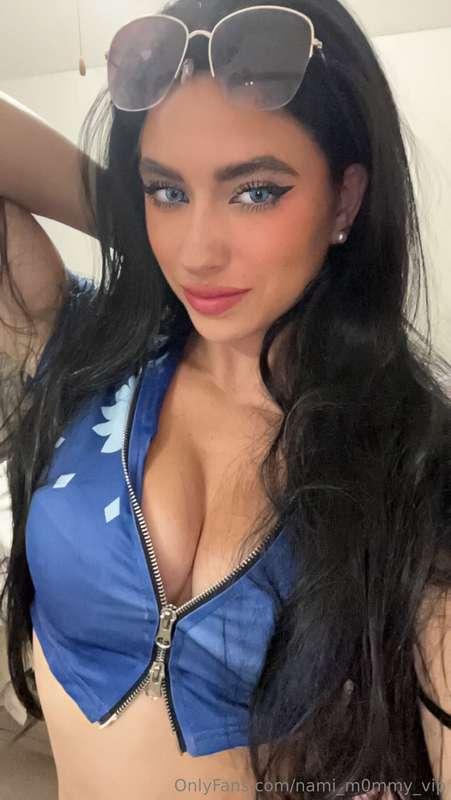 Did I pull off this Nico Robin look?
