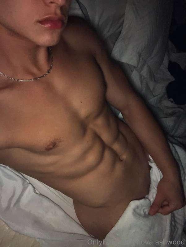 Kiss my lips and slowly work your way down 😈