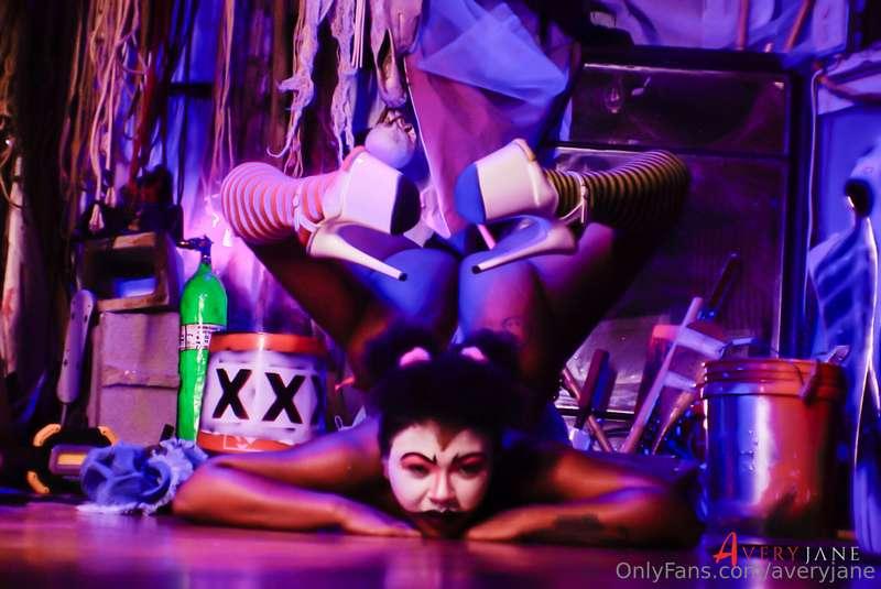 Come and play! 😈