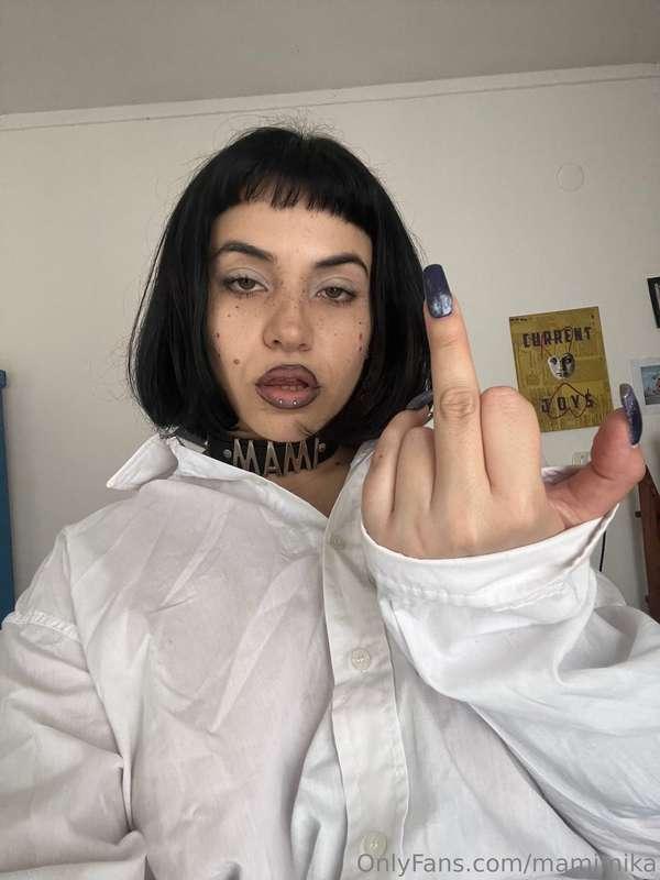 You know you love it when I’m mean 😘🖕