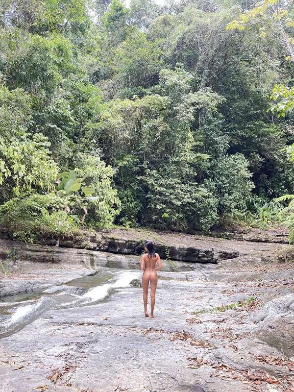 🦋 Yeeei have a nice day! 💋 What do you prefer rivers or beac..