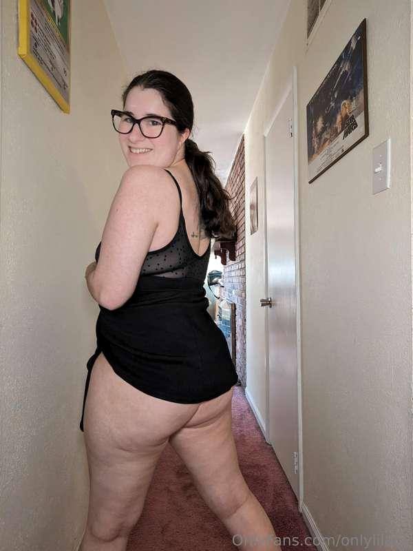 I wore something extra sexy for you. I hope you like it ☺️
