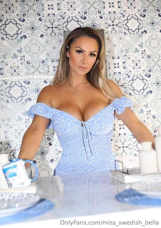 Do you like me in blue? ❤️