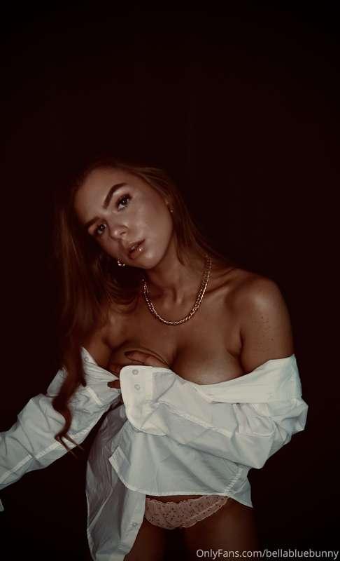 Should be you holding my titts 😇
