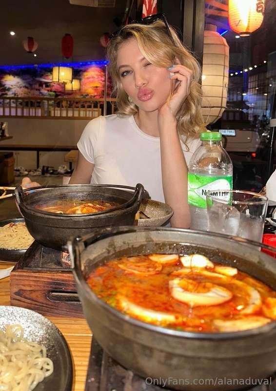 POV your dinner with me 😘