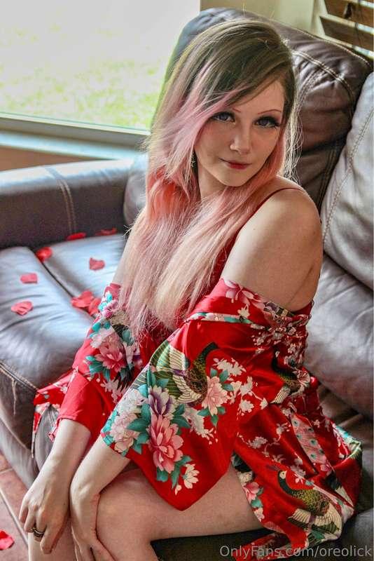 Happy Valentines day, Darlings! I felt like such a model dur..