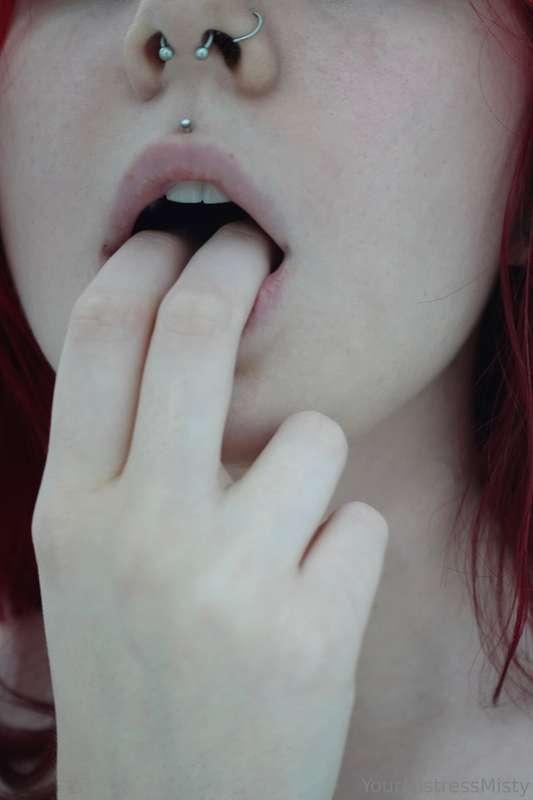 lustelf image #3