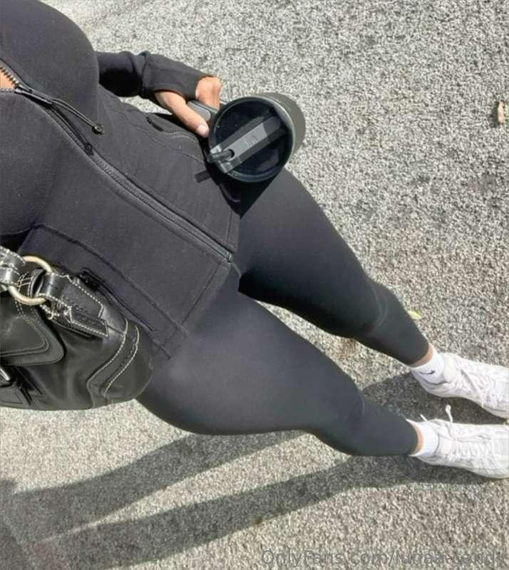 komme gerade vom gym ist zwar anstrengend aber ohne fleiß me..