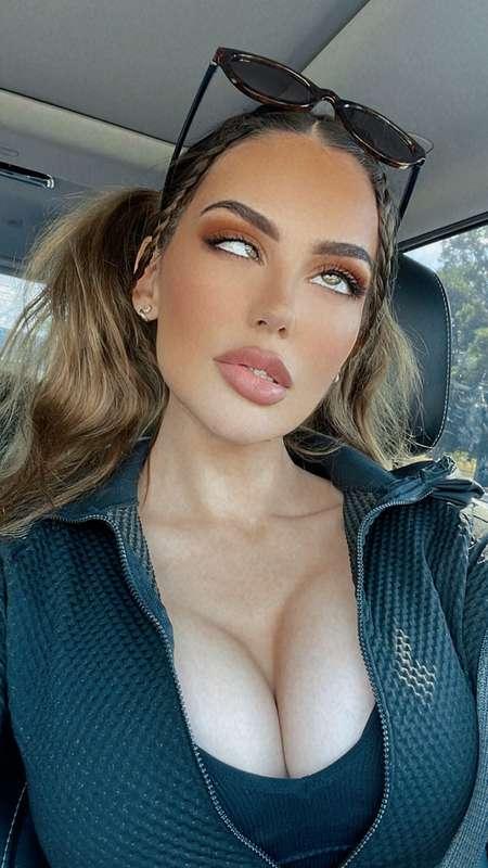 Am I turning you on just the way you like? 🔥
